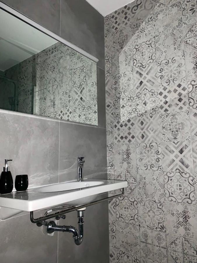 Deluxe Suites Mandic Omis Exterior photo