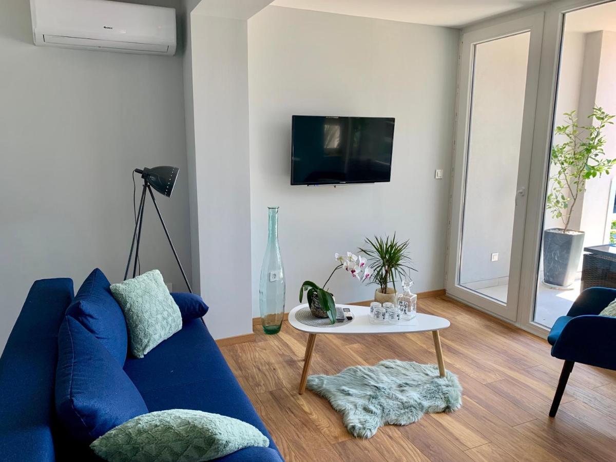 Deluxe Suites Mandic Omis Exterior photo