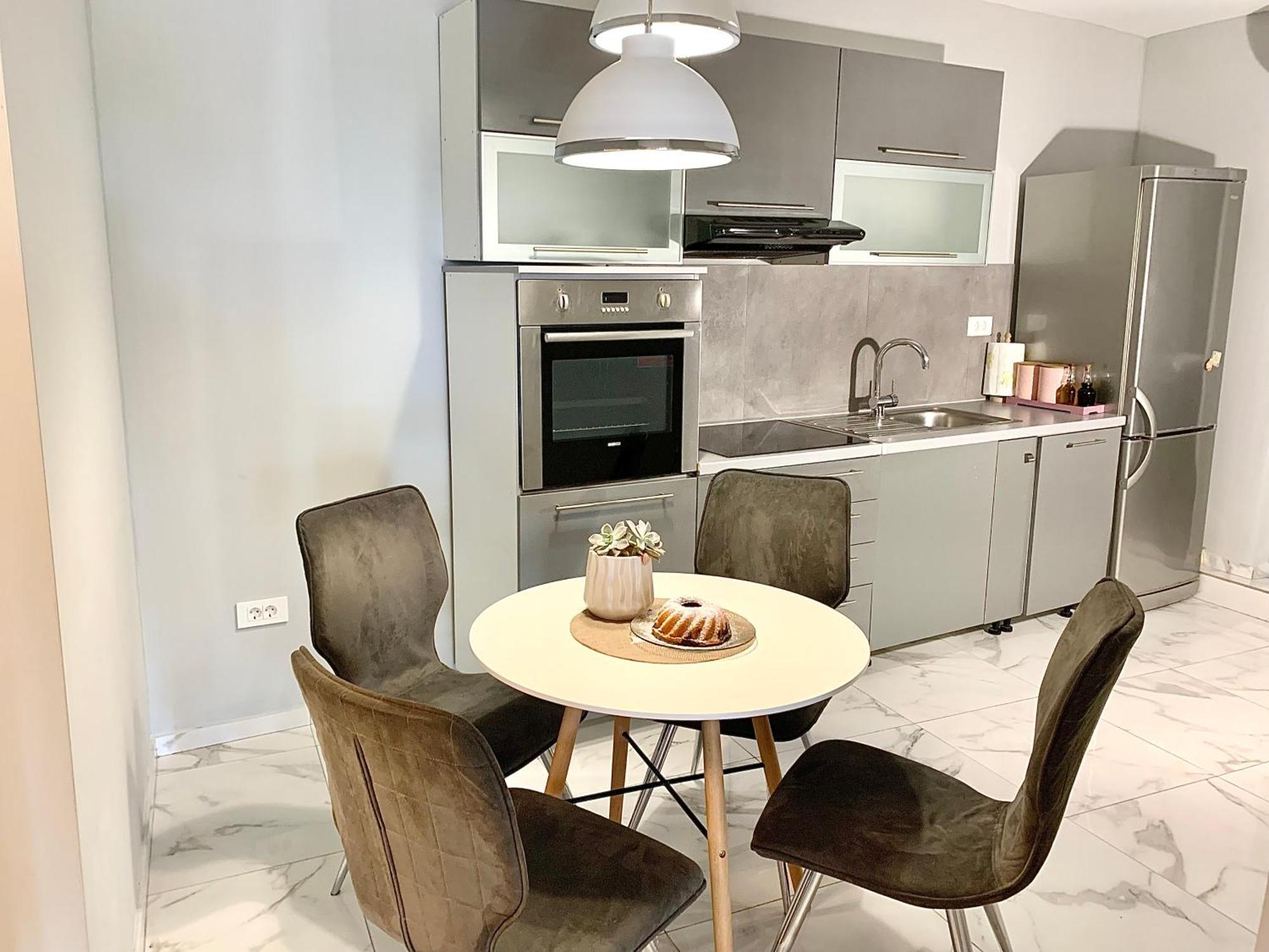 Deluxe Suites Mandic Omis Exterior photo